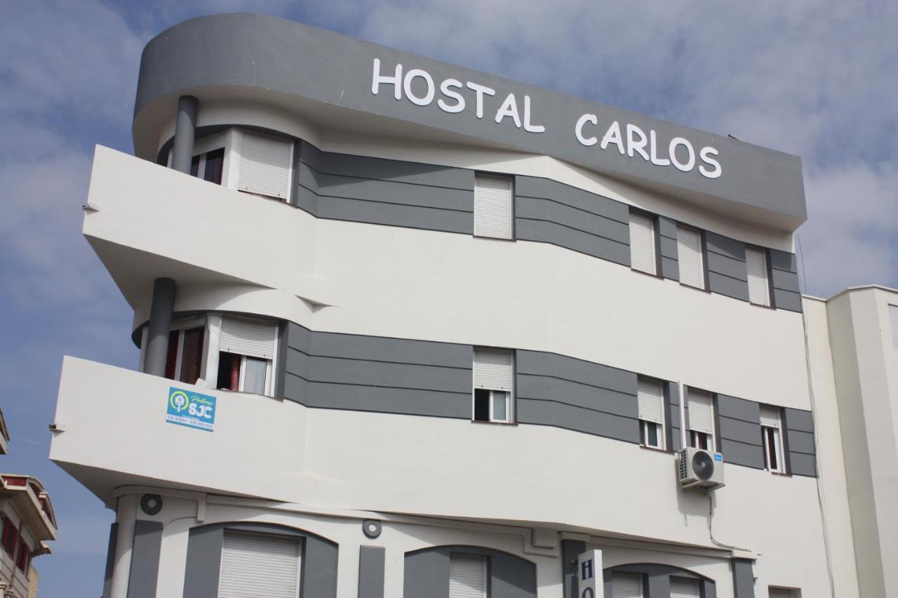 Hostal Carlos 2 La Linea de la Concepcion Bagian luar foto